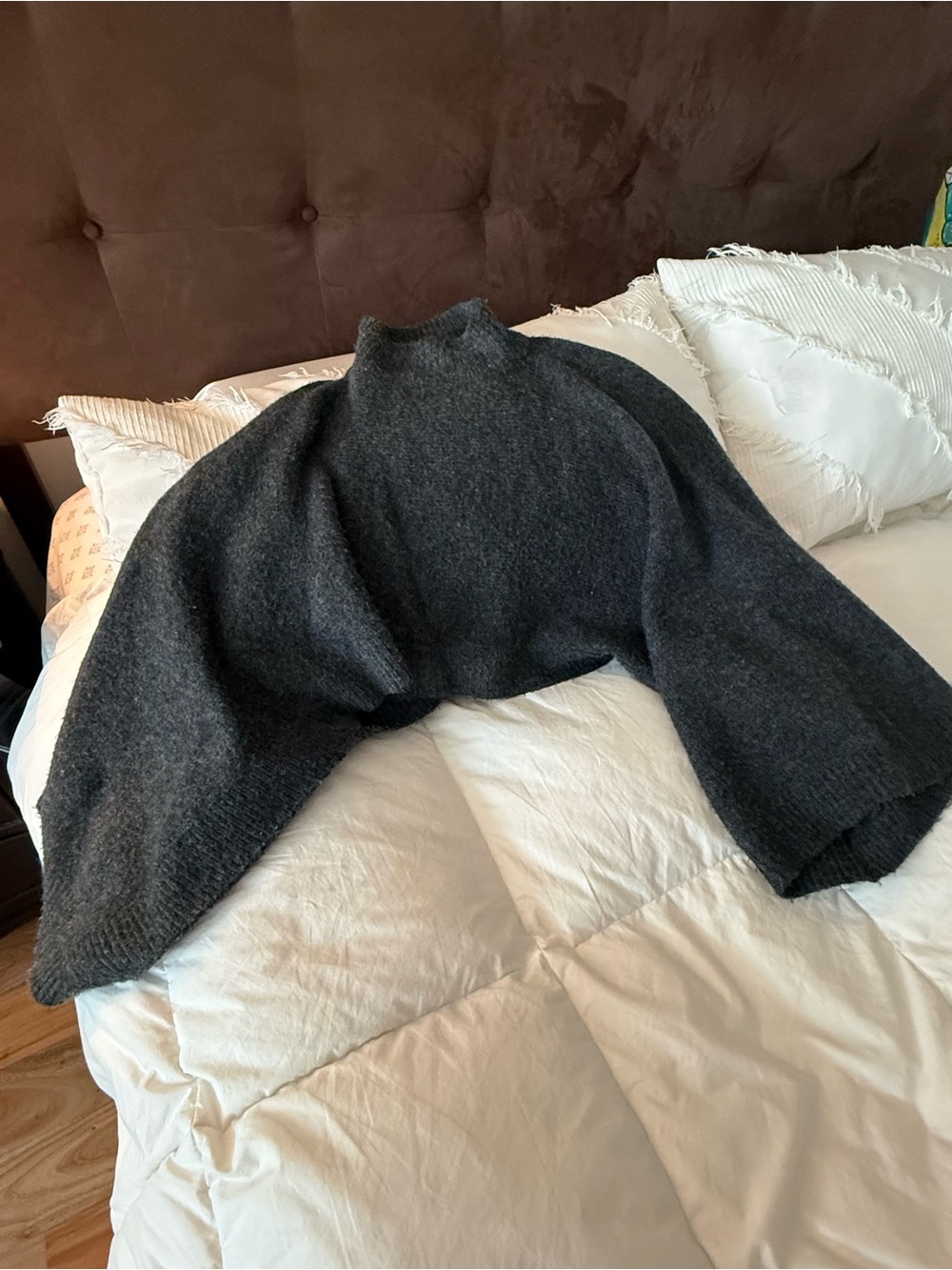 Forever 21 Charcoal Gray Mock Neck Sweater - Picture 2 of 3